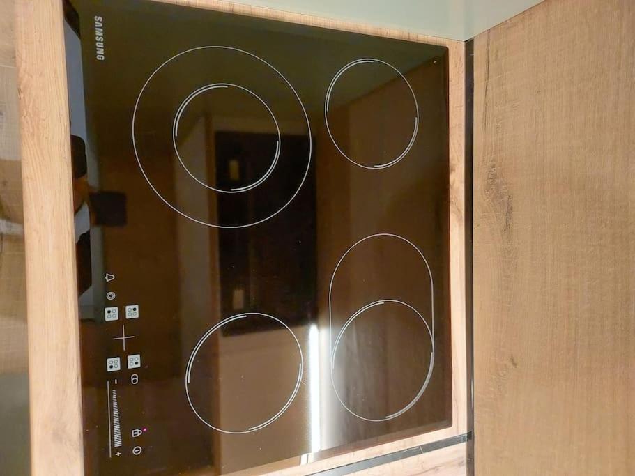 Frequency 286 Tiraneアパートメント エクステリア 写真